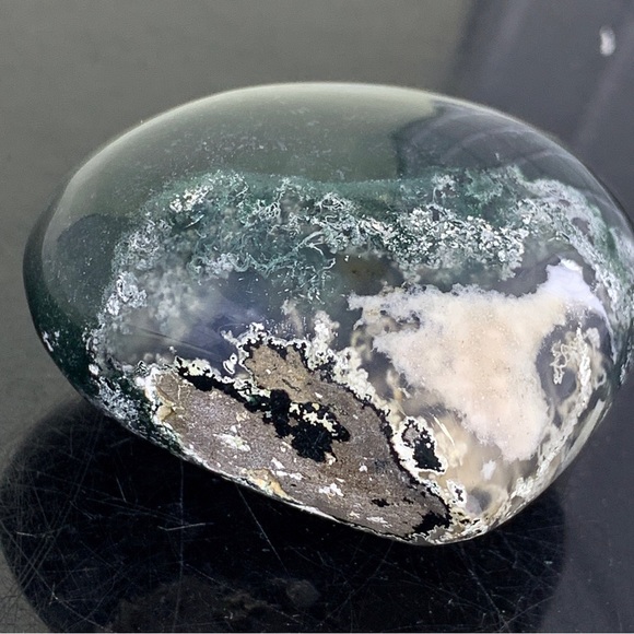 Genuine 451.00 Cts Tree Agate Healing Heart - Picture 4 of 17